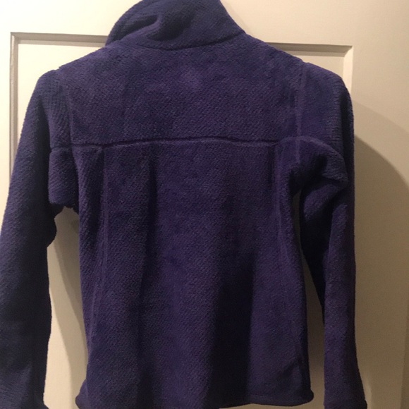 Purple 4-snap Patagonia fleece pullover - Picture 2 of 5